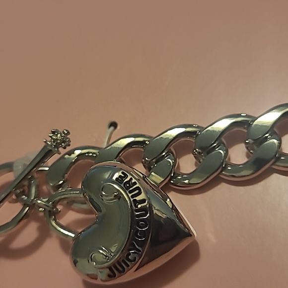 Juicy Couture Heart Pendant Necklace - Picture 8 of 8